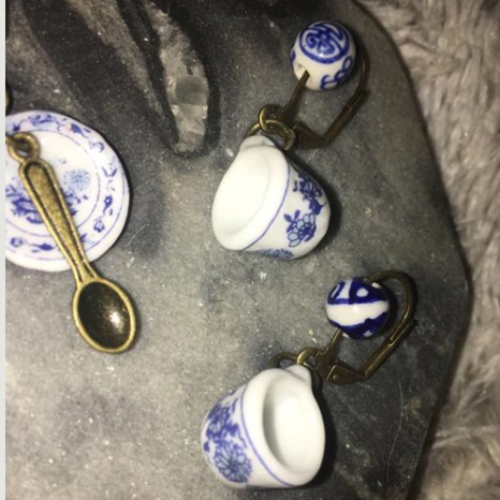 Handmade chinaware earrings❤️
